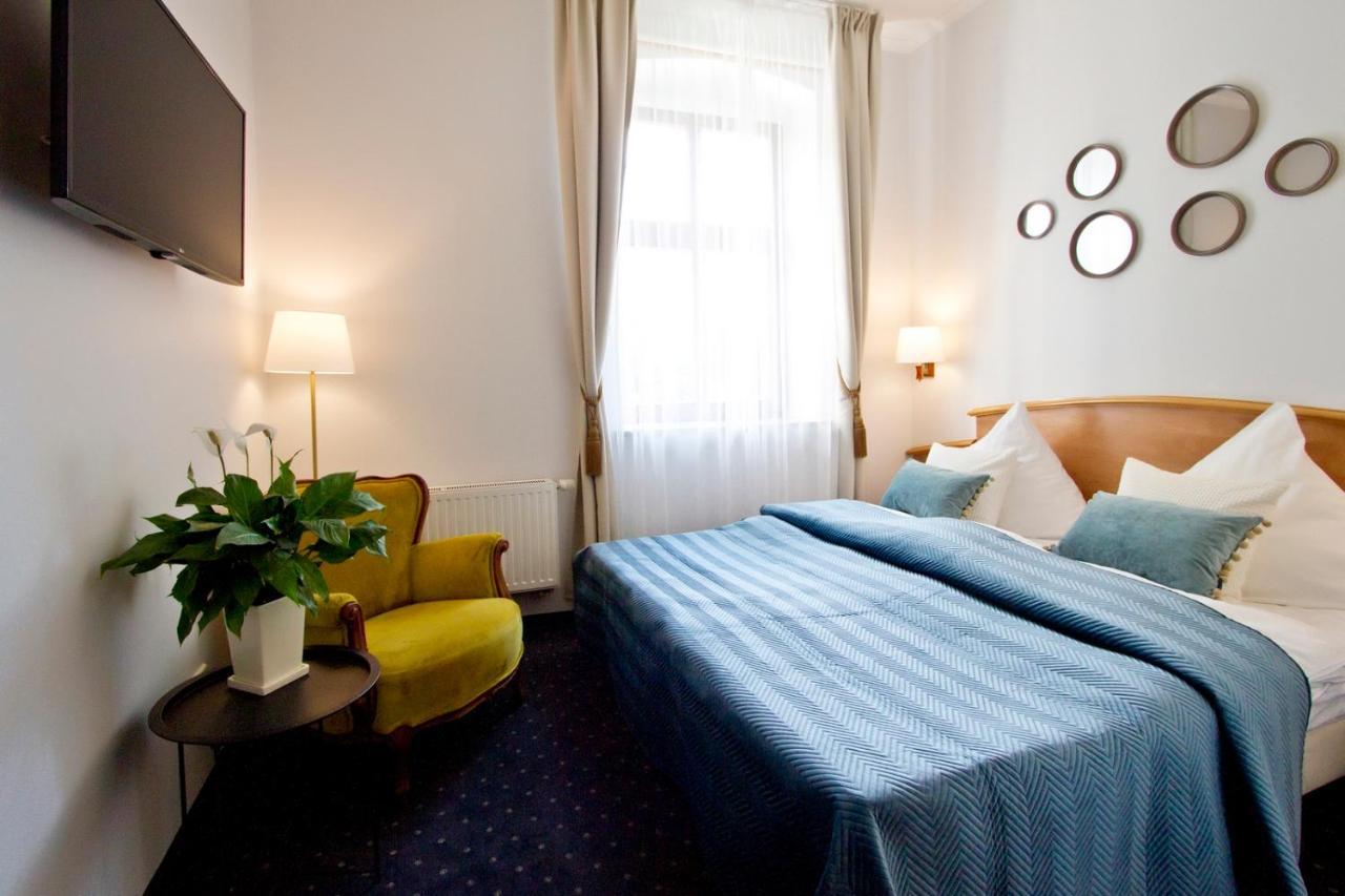 Hotel Bugatti Wrocław Dış mekan fotoğraf